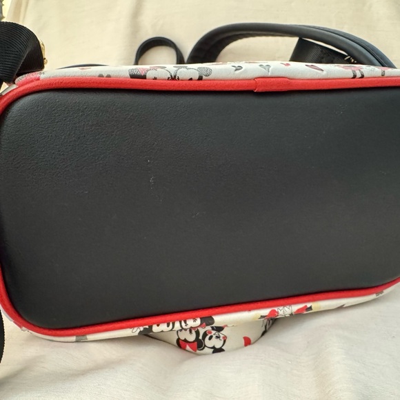 Loungefly Mickey Minnie Love Heart AOP Mini Backpack + Wallet Valentine Couple - Picture 6 of 15